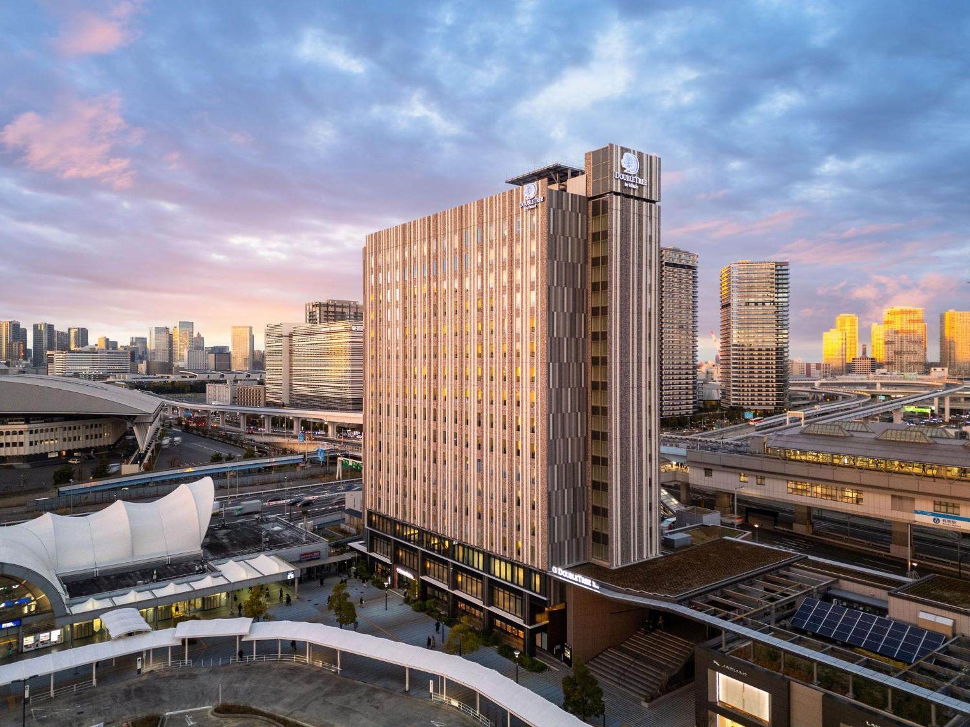 Doubletree By Hilton Tokyo Ariake Hotel Exterior foto